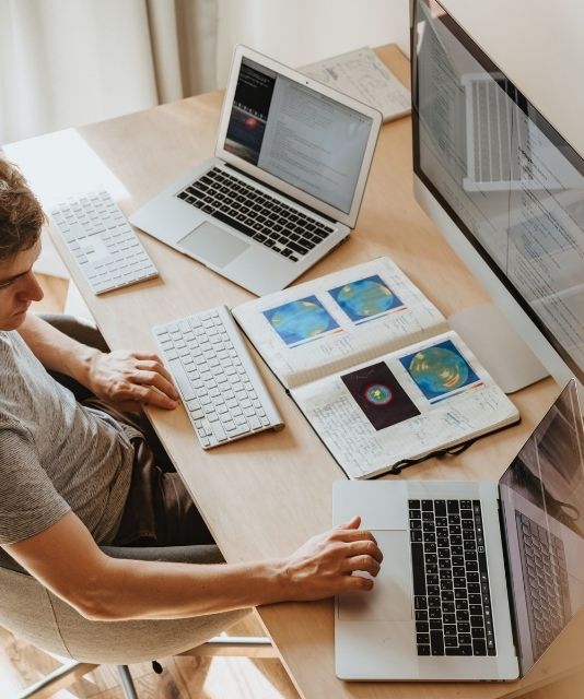 Hybrid struggle: 51% of professionals would start new job hunt if they had to work more days in-office.