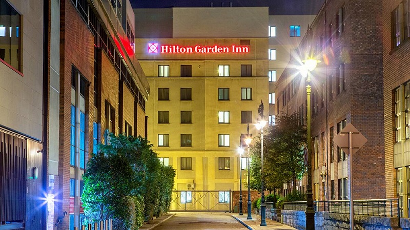 Honey Fitz Restaurant & Bar